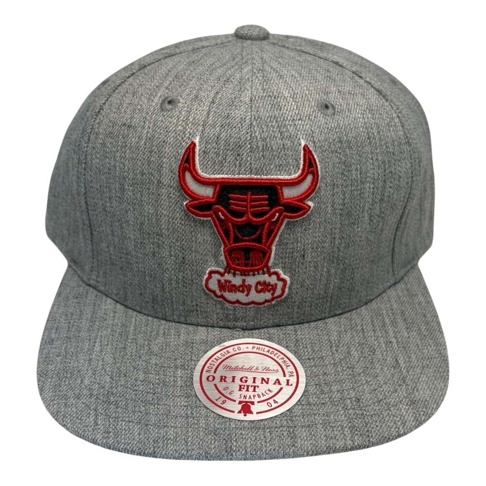 Mitchell & Ness Chicago Bulls Hardwood Classics Team Heather 2.0 Snapback Hat